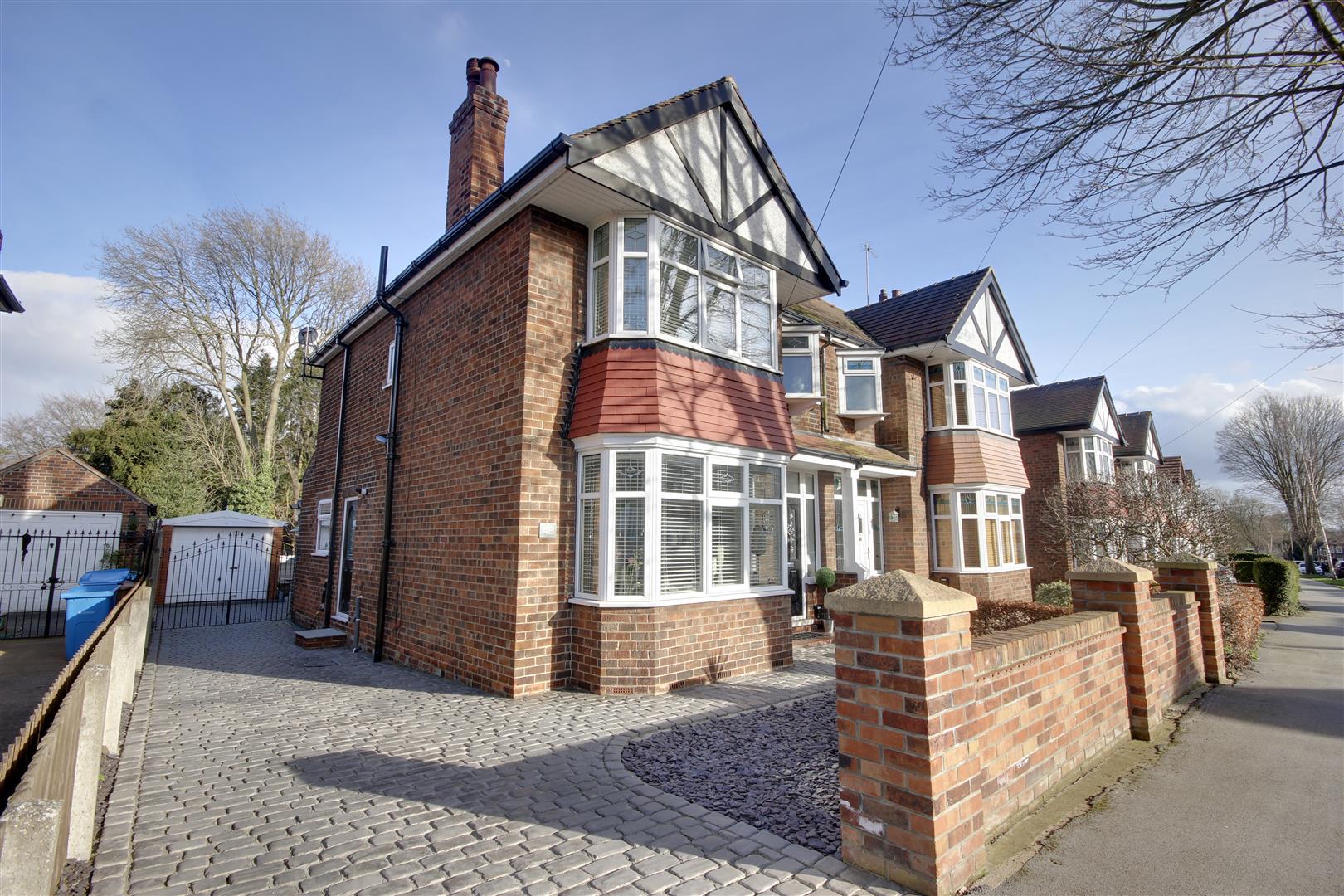 Matthew Limb Property for sale in West Hull